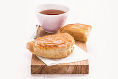 Apple Turnover With Apple Pieces 120g